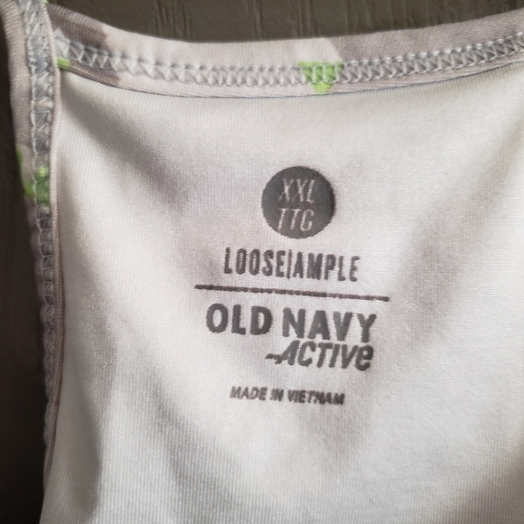 Old Navy Active tank - Picture 4 of 4